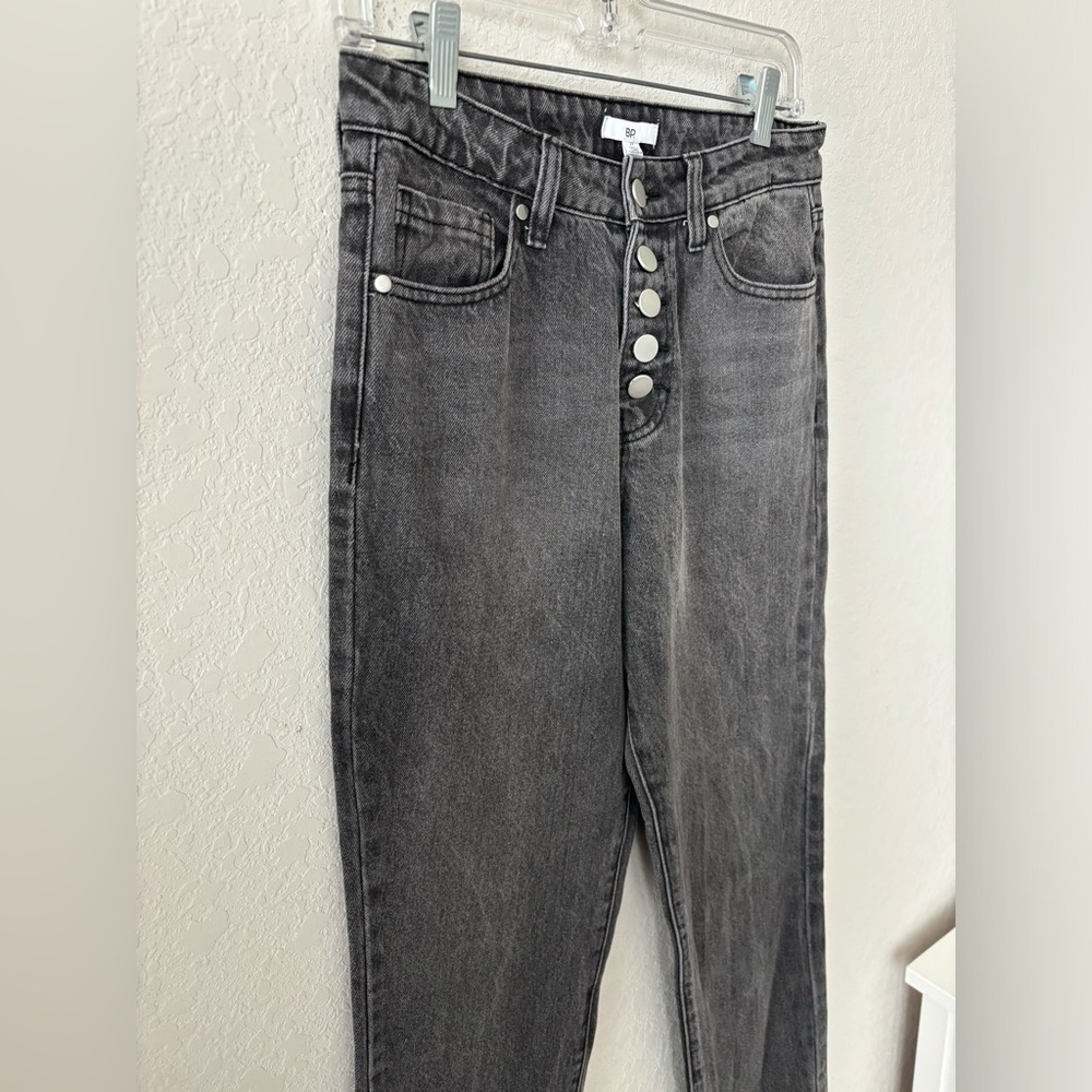 BP. High Rise Mom Jean Size 27 - Picture 5 of 9